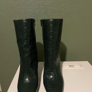 2 Pairs, Green/Black Textured Boots